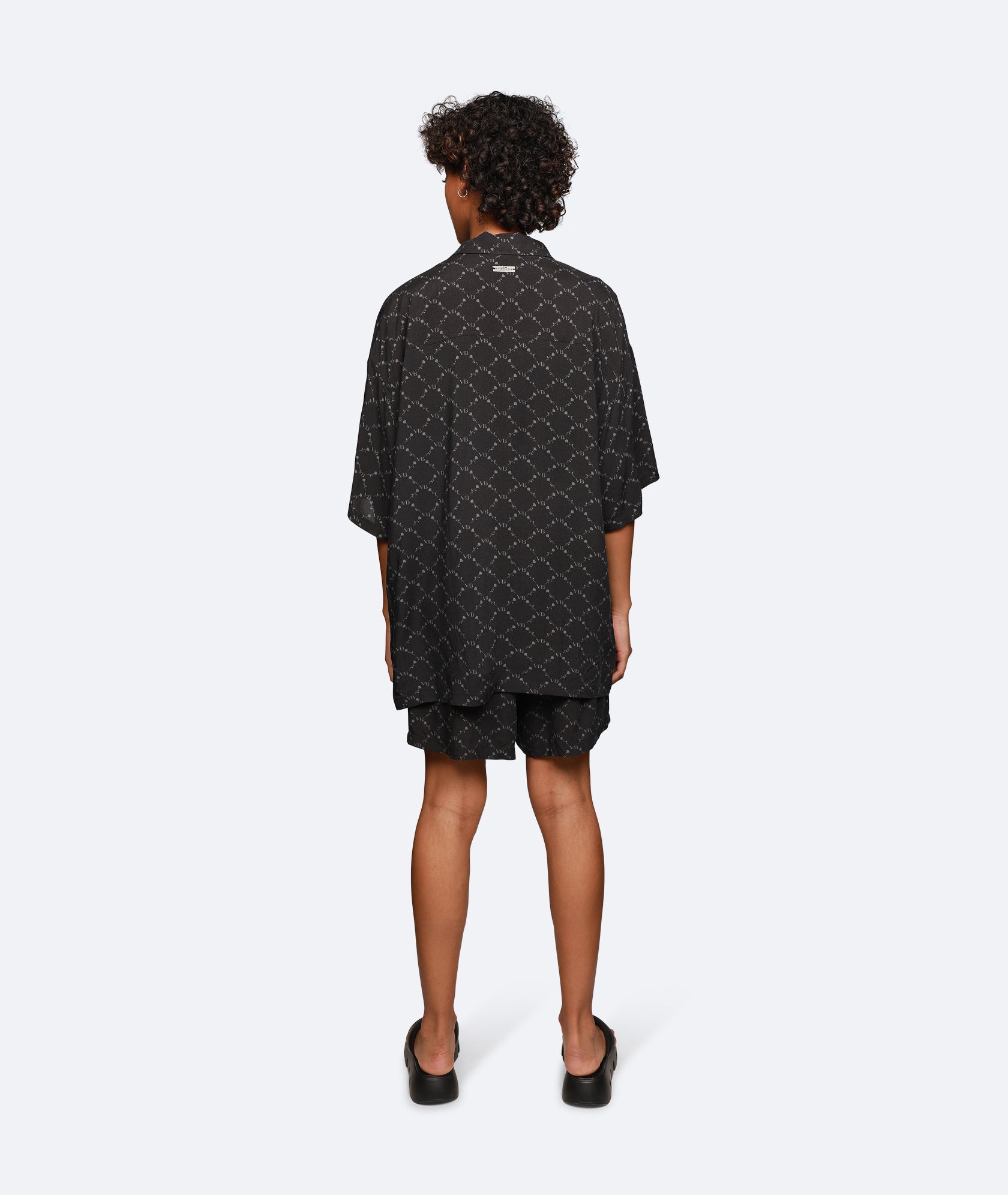 gender:FEMALE FIT